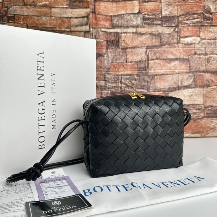 BOTTEGA VENETA LOOP MEDİUM SİYAH